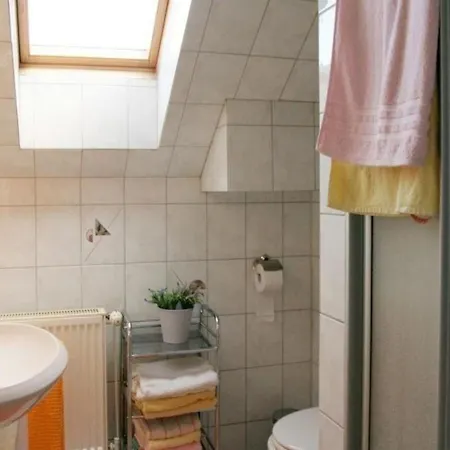 An Einer Schleuse Gelegene Mit Grundstueck Direkt Am Wasser